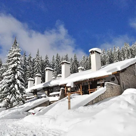 Village Kochorite Villa